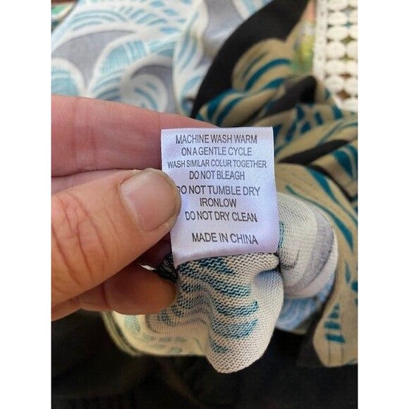 Ice Silk Women's Sz 2XL Black Stretch Pleated Bohemian Flutter Long Sleeve Dress - Picture 13 of 13